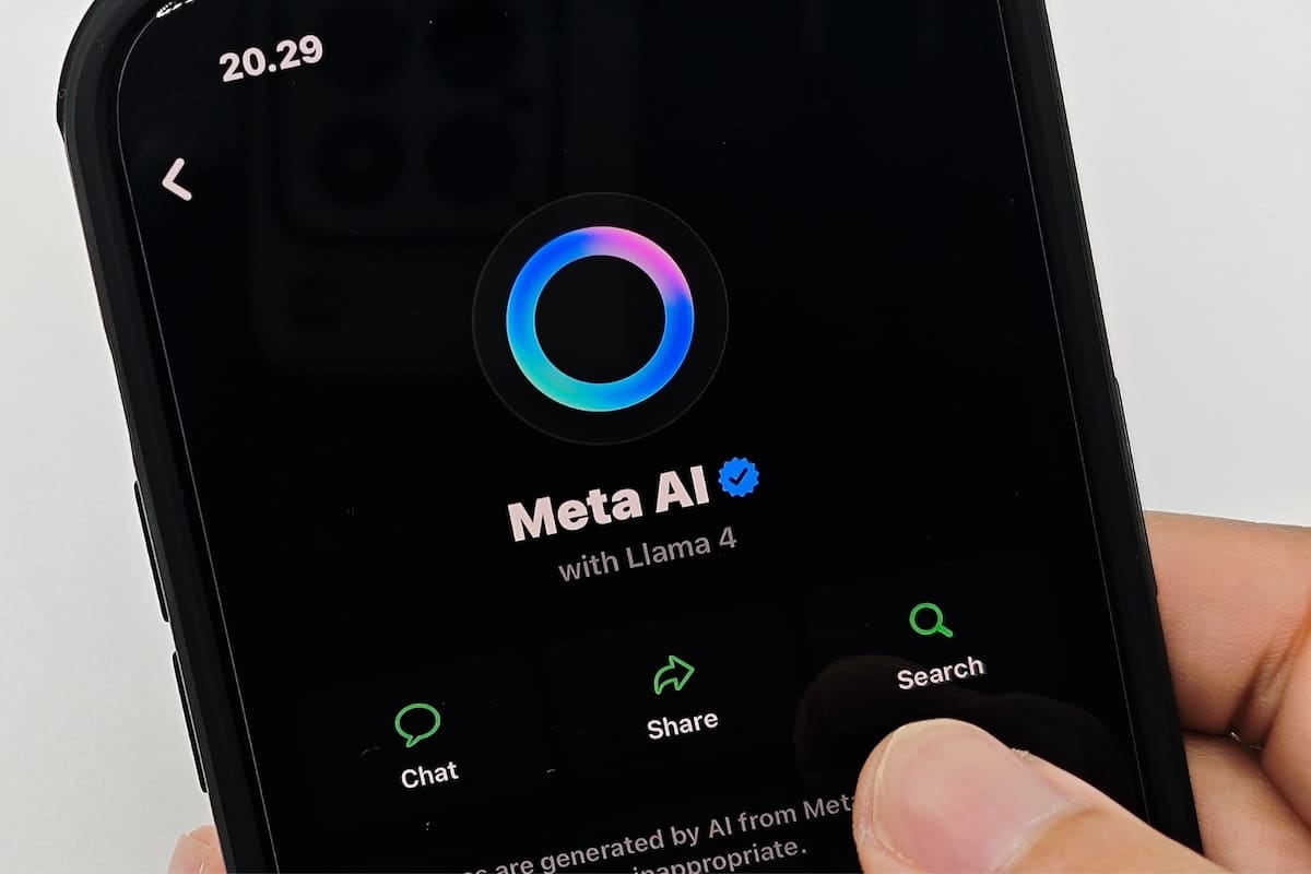 Te molestó el círculo azul de Meta IA en WhatsApp: así lo sacás de encima en un minuto