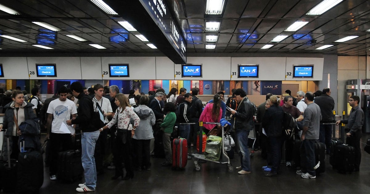 El turismo receptivo alcanza un récord que no se veía desde 1999 y reconfigura el perfil del visitante que llega al país