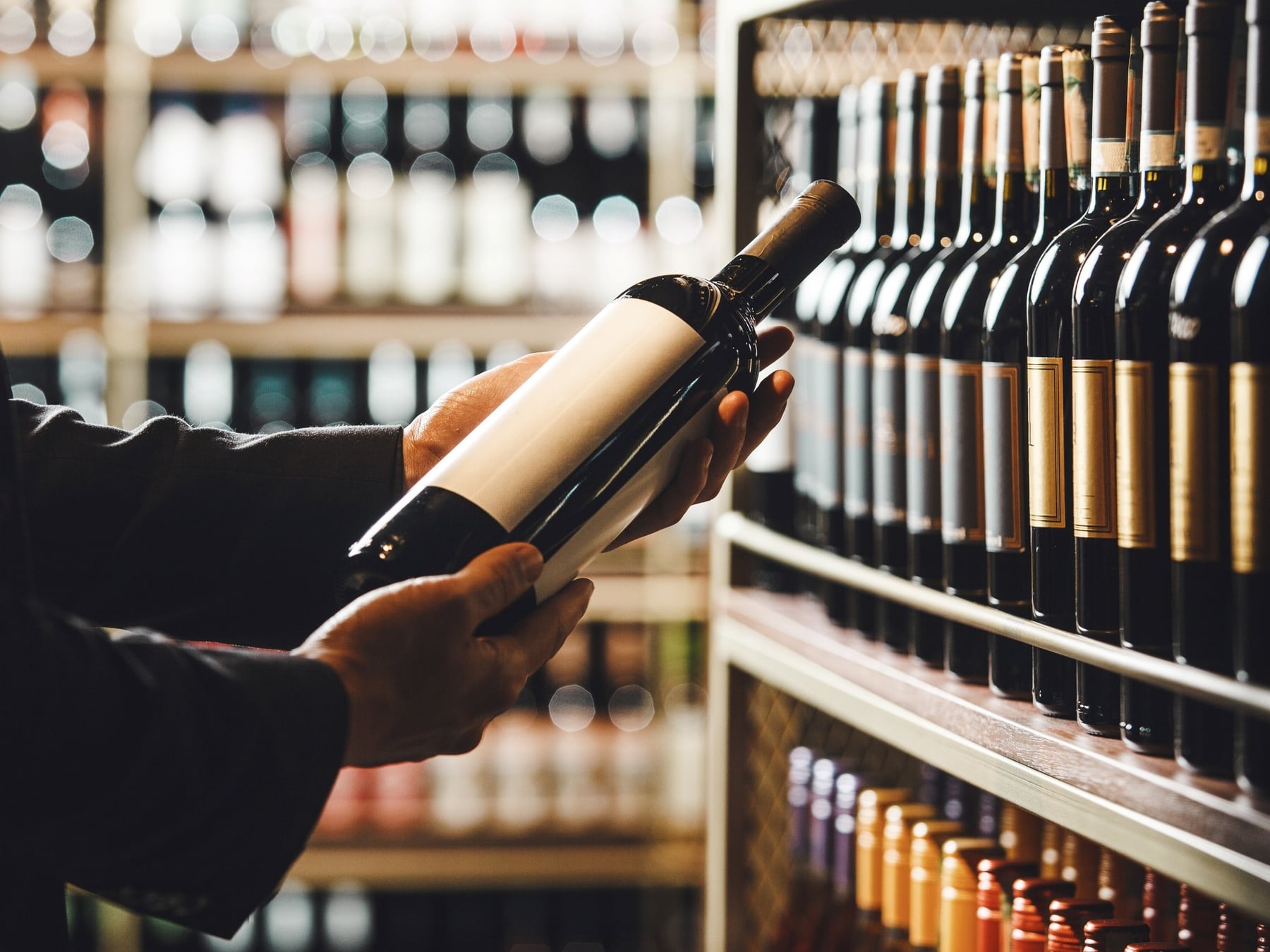 Añada, blend y otras palabras del vino: lo que dice la etiqueta y lo que no