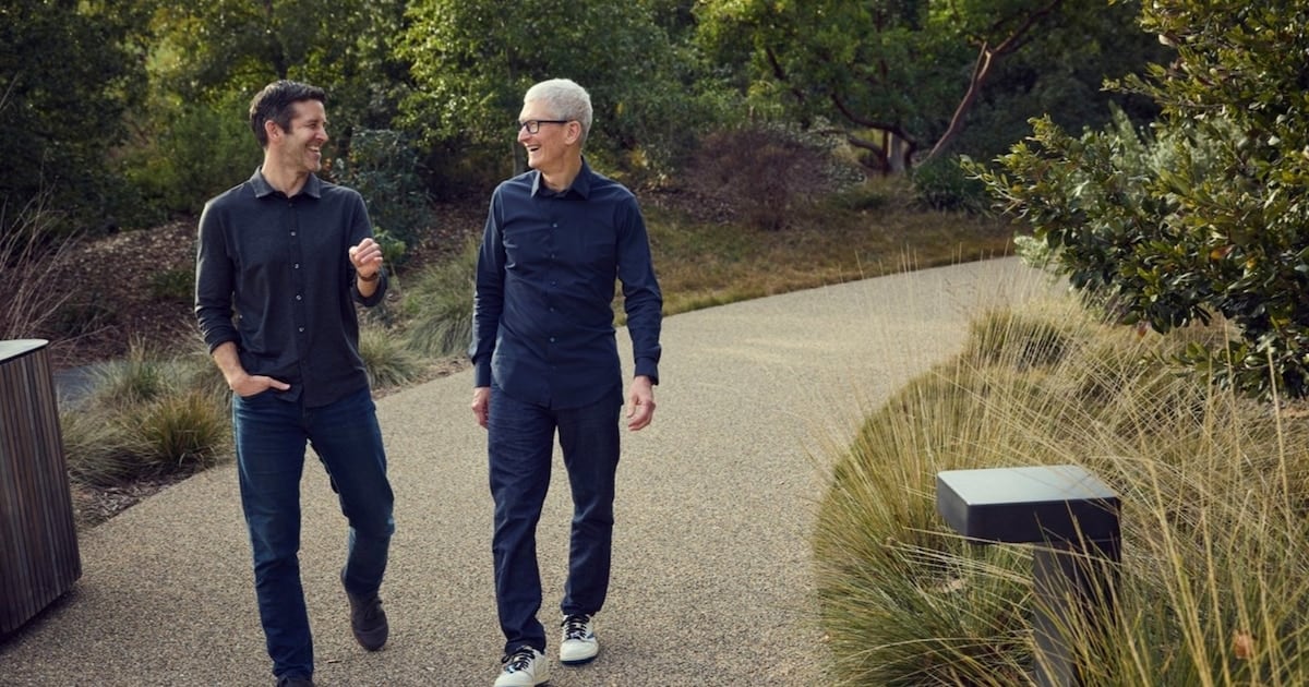 Apple lleva la inteligencia artificial al bolsillo y rediseña Siri para que piense en el teléfono, no en la nube