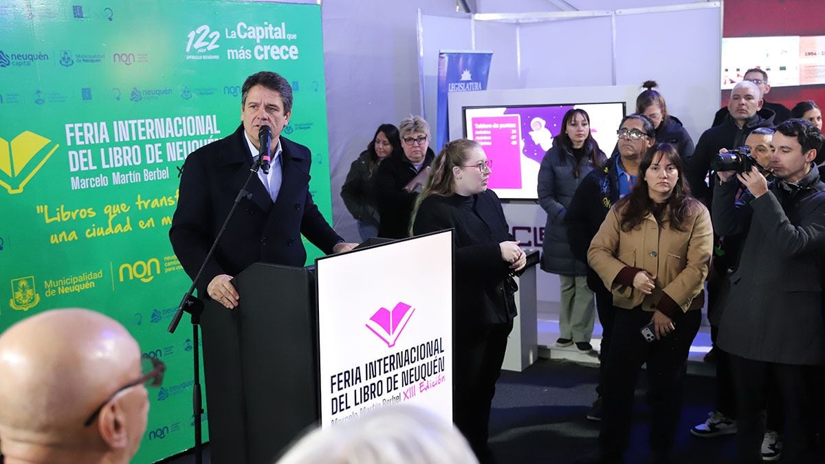 Neuquén abrió una nueva edición de su feria del libro con 600 actividades en agenda y la mira puesta en superar las 250.000 visitas