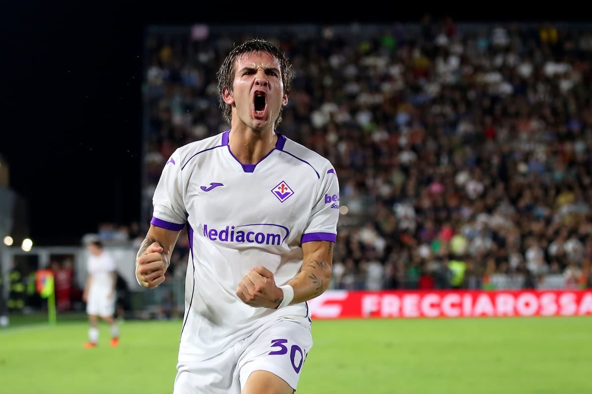Mastantuono se sacó la mufa con tres goles y le cambió la cara a la Fiorentina