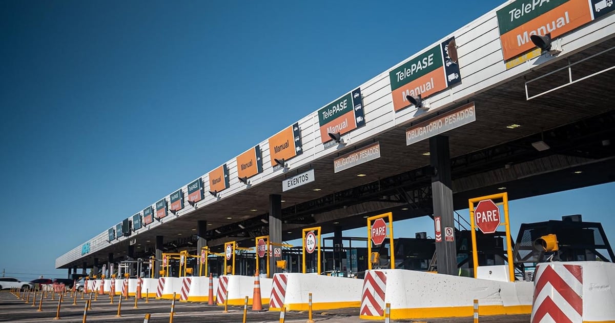 AUBASA ajusta las sanciones por evasión de peajes en la Autopista Buenos Aires-La Plata y la multa mínima ya supera los 228.000 pesos