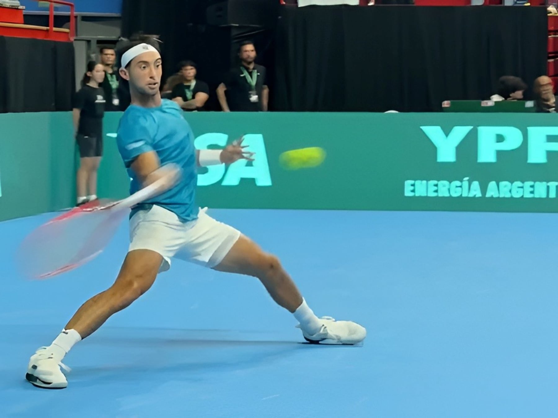 La Argentina mete el primer puñetazo en la Davis y ya acaricia el segundo punto ante Turquía