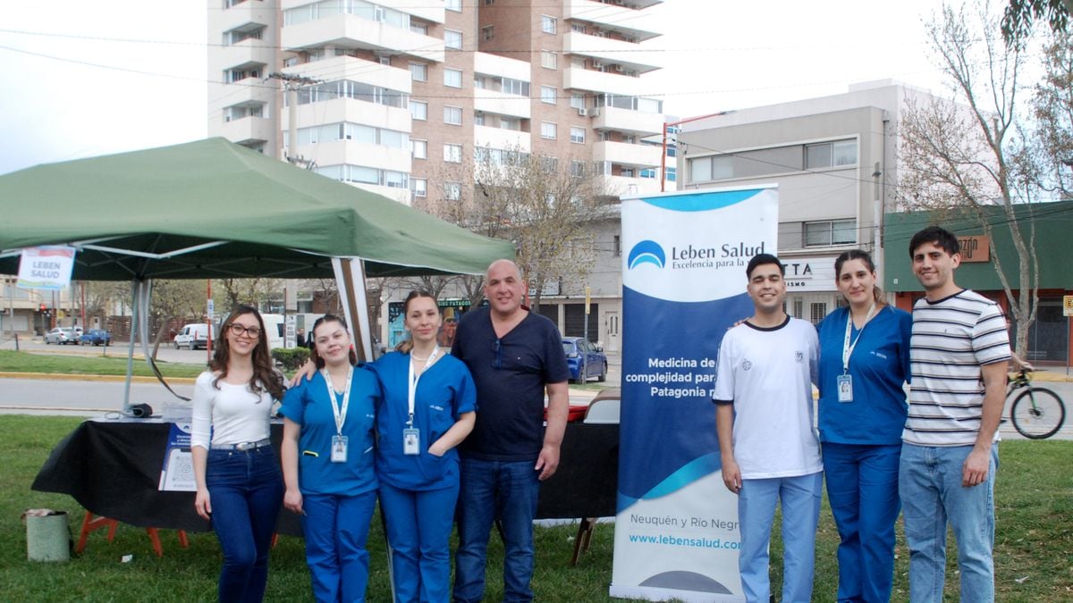 Una tarde en el parque donde Cipolletti le tomó el pulso a la salud del barrio
