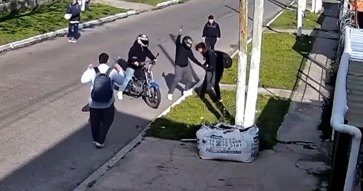 La Matanza: dos motochorros asaltaron a alumnos con autismo en González Catán y la Justicia busca a los atacantes