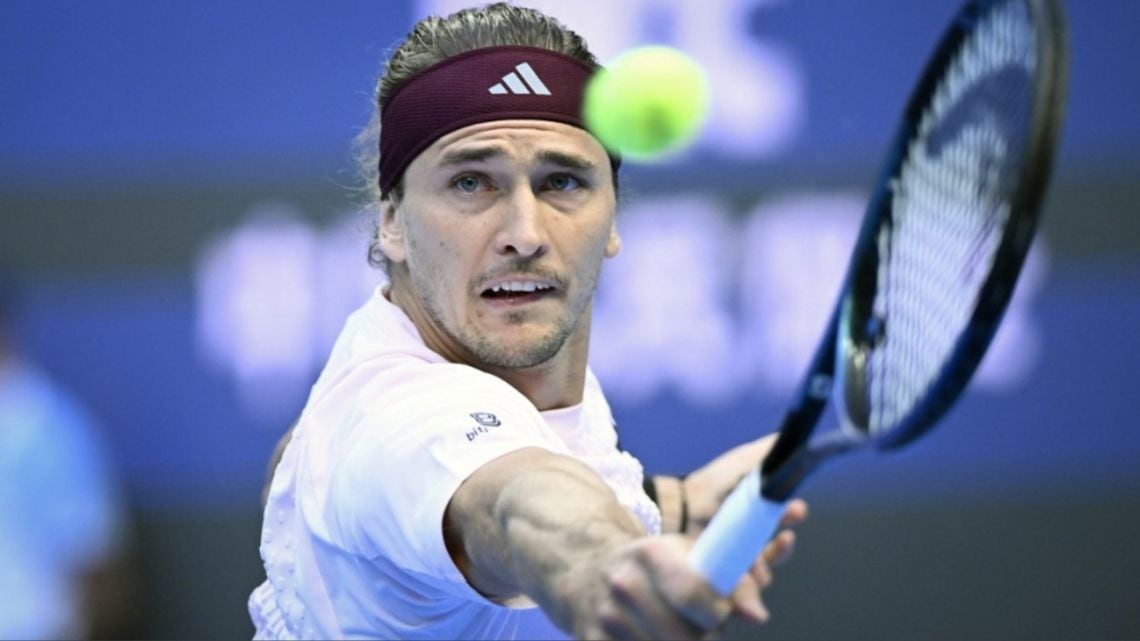 Zverev no se calla: ganó en Shanghái y salió a bancar los cinco sets en los Grand Slams