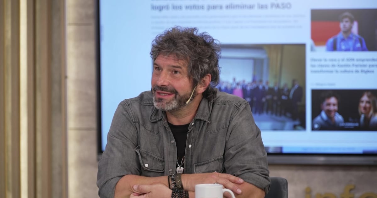 Iván Noble rescata del archivo las canciones que se le habían quedado en el tintero y las lleva a La Plata y a San Telmo