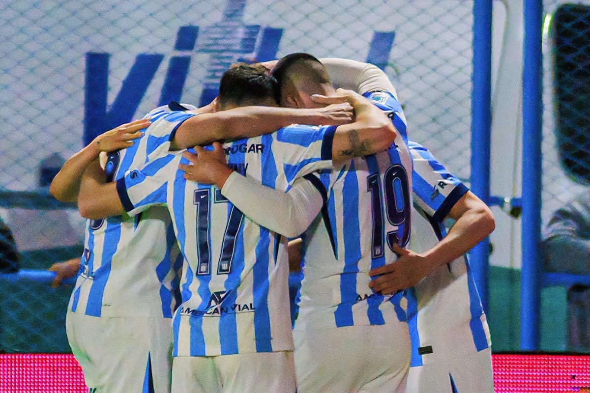 Racing, con interino y todo, sacó chapa en Río Cuarto y se llevó tres puntos clave