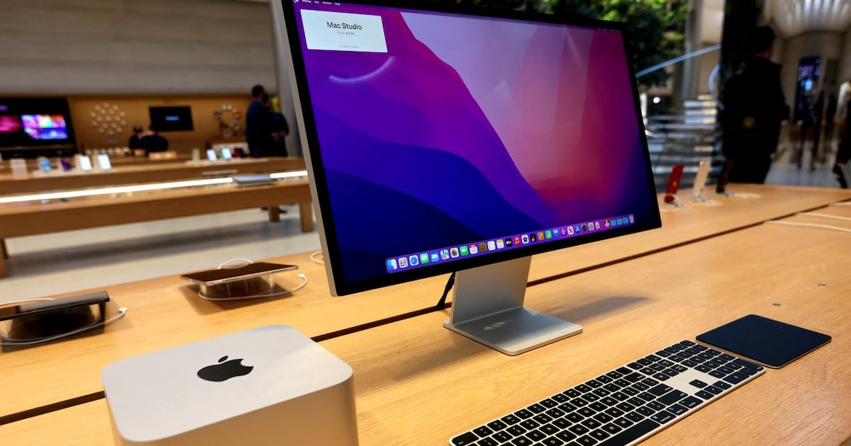 Una utilidad gratuita permite recuperar hasta 12 GB en la Mac borrando los modelos de Apple Intelligence