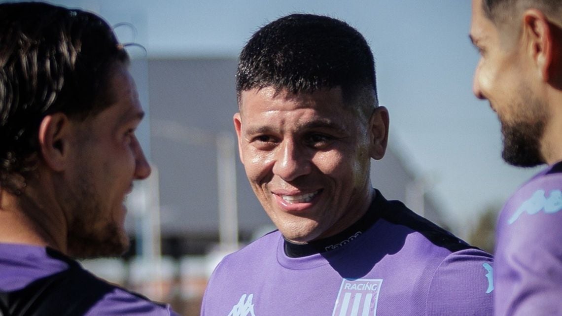 Rojo a último momento: la pulseada de Estudiantes contra el reloj (y la AFA) para sumarlo en la Libertadores