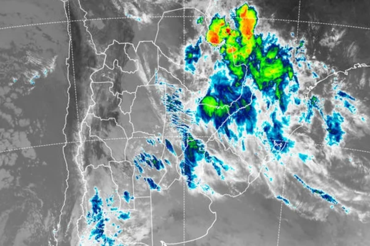 El finde largo en Buenos Aires arranca pasado por agua y se acomoda hacia el lunes