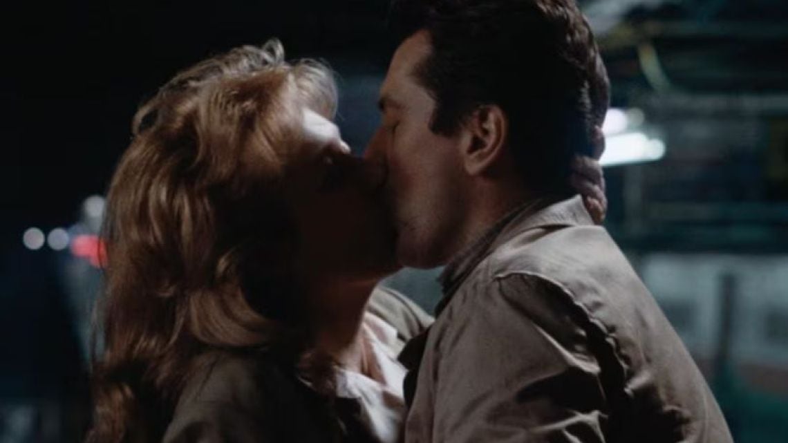 Cuando el amor aparece en el vagón equivocado: el film que juntó a De Niro y Streep en un romance sin estridencias