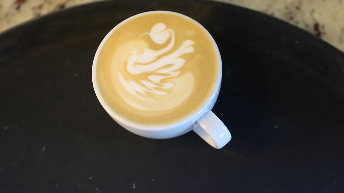 Adicional por leche deslactosada: la Justicia de Neuquén marcó la raya y un café de $1.500 extra expuso la pelea de fondo