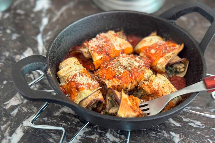 Berenjena que se hace carne: el truco de los rollitos que resuelven cualquier almuerzo