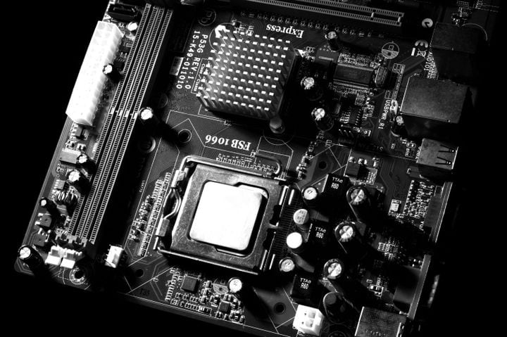 Gigabyte lleva el anime al interior de las PCs de última generación