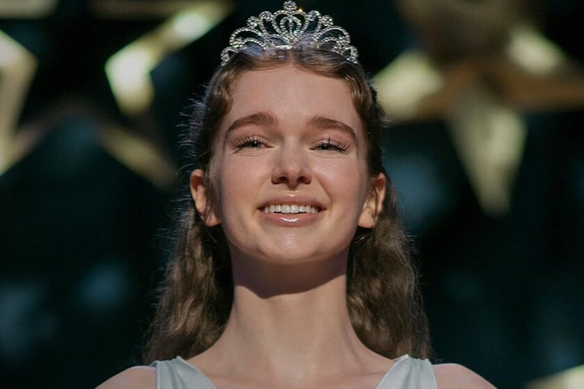 Carrie sigue su viaje: Prime Video renueva la serie de Mike Flanagan por una segunda temporada