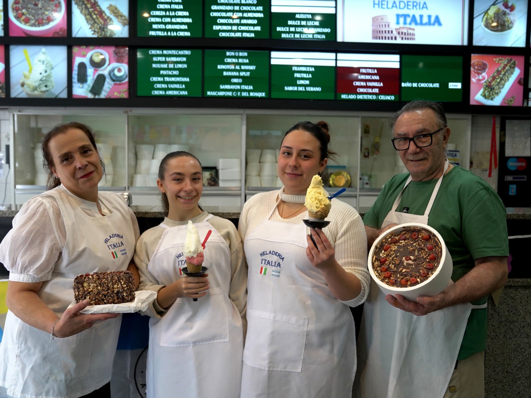 Monte Castro preserva un gelato de familia que llegó a su sesenta aniversario