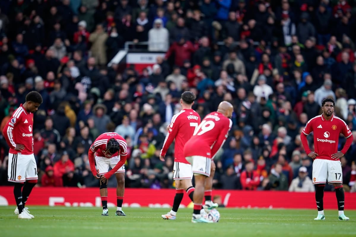 Old Trafford undergoes another Sunday: Bournemouth humillated Manchester United 3-0
