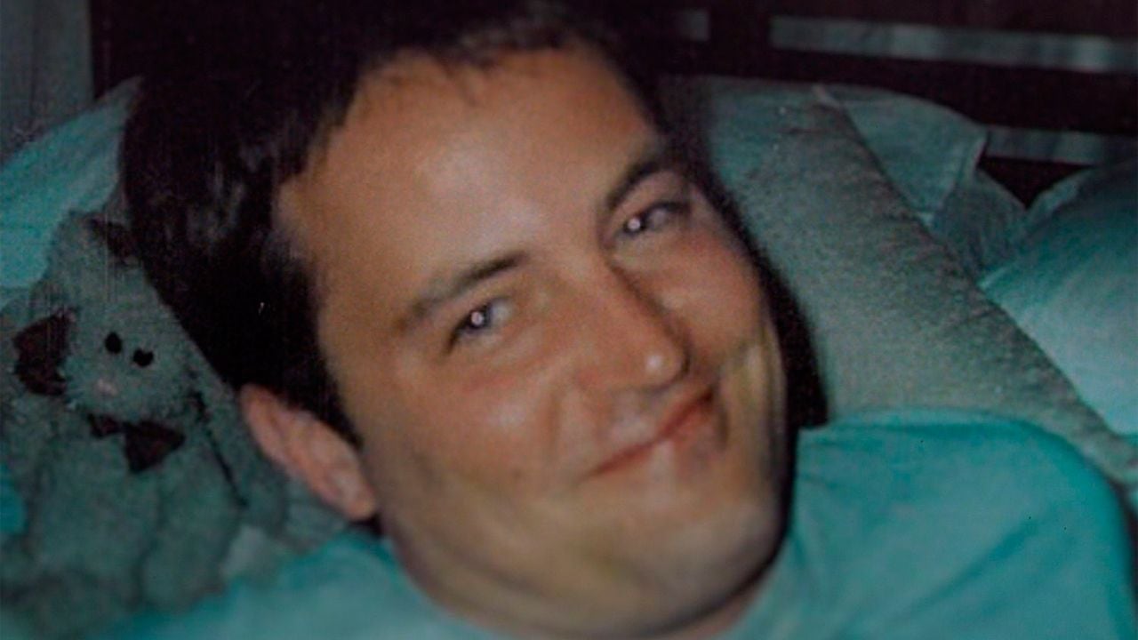 Matthew Perry, detrás de la fama: el documental que reúne las voces de su entorno